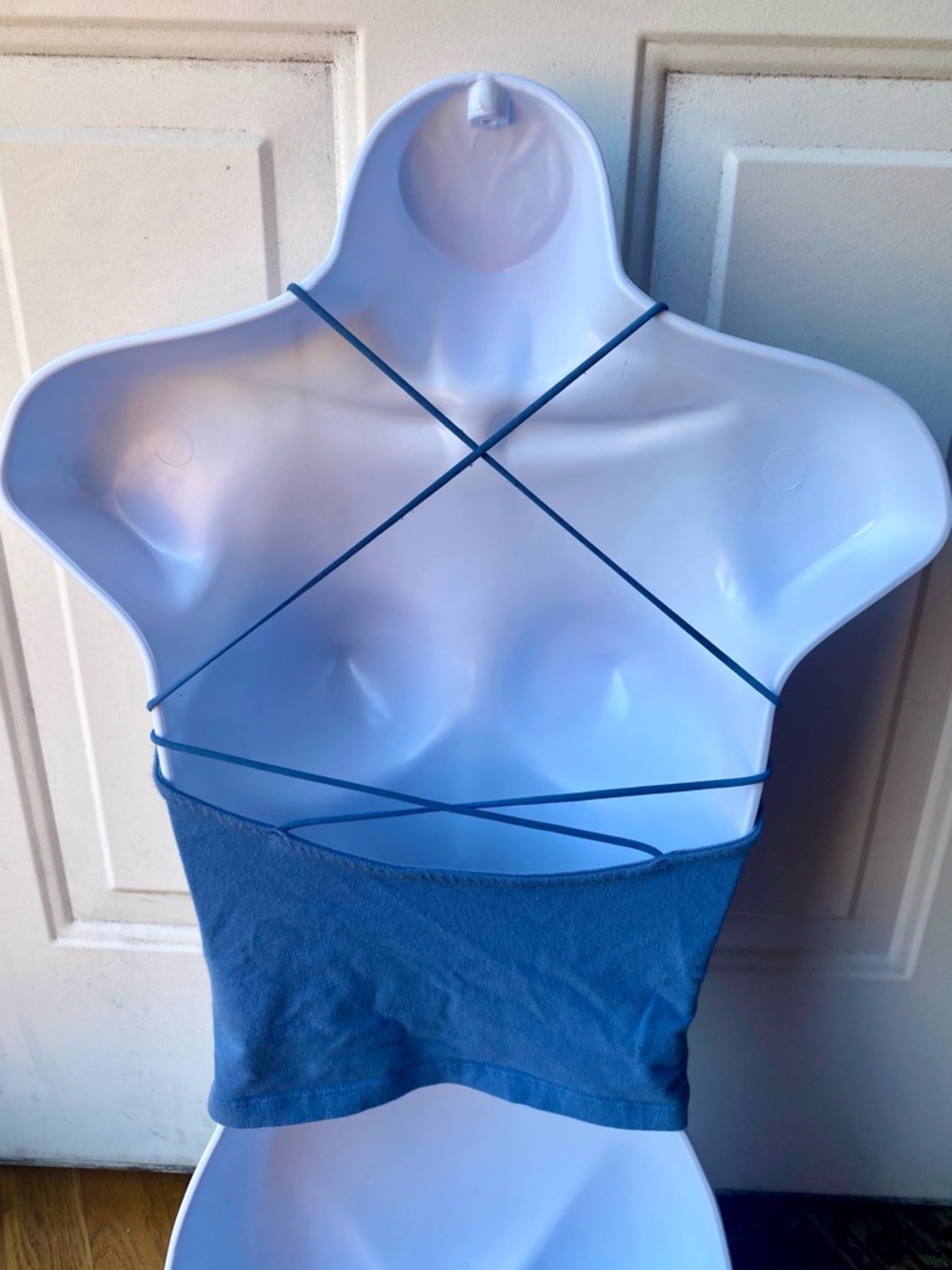 AE Strappy Tank Top - Picture 2 of 3